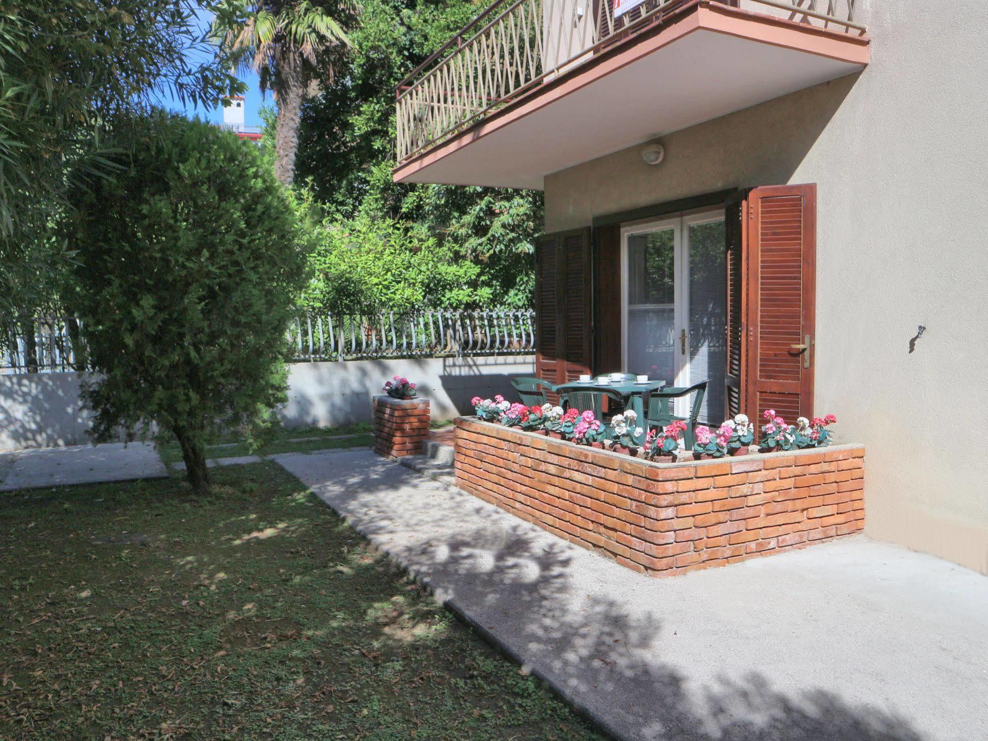 Letizia Apartment Lignano Sabbiadoro Exterior photo